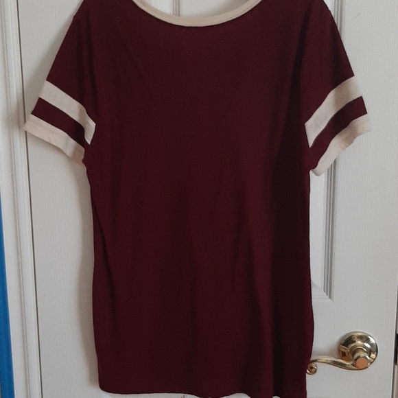 Maroon Hard Core Apple T-Shirt - Picture 2 of 4